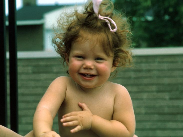 Anita at pool at Somerset Park, June 1970